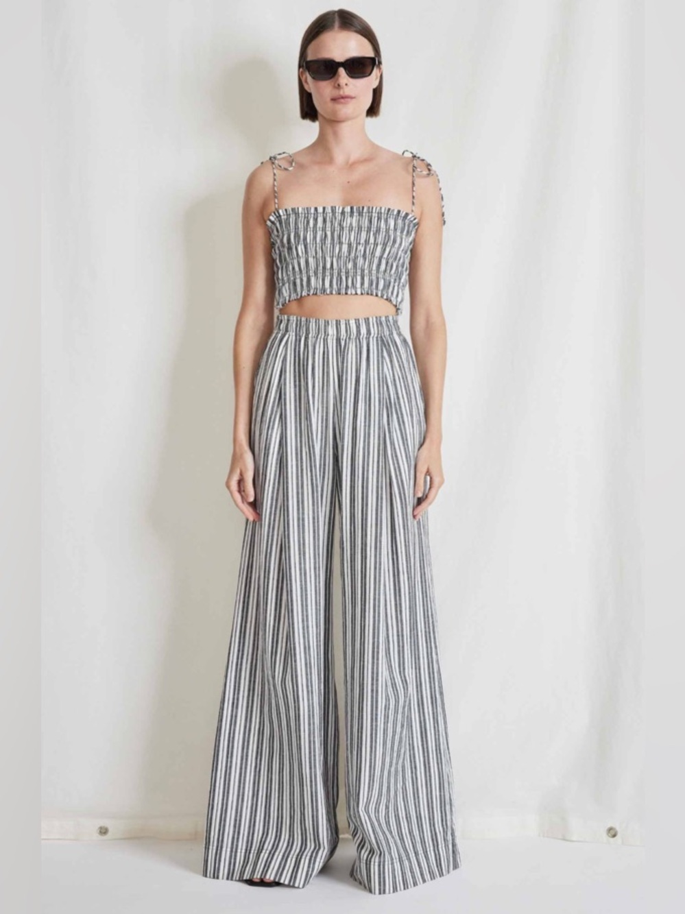 Apiece Apart Wide Leg Striped Linen-Blend Pants in Black and White Size M - Picture 4 of 7